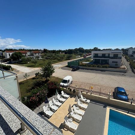 Funtana Appartements An Der 1 Reihe Vom Meer Екстериор снимка