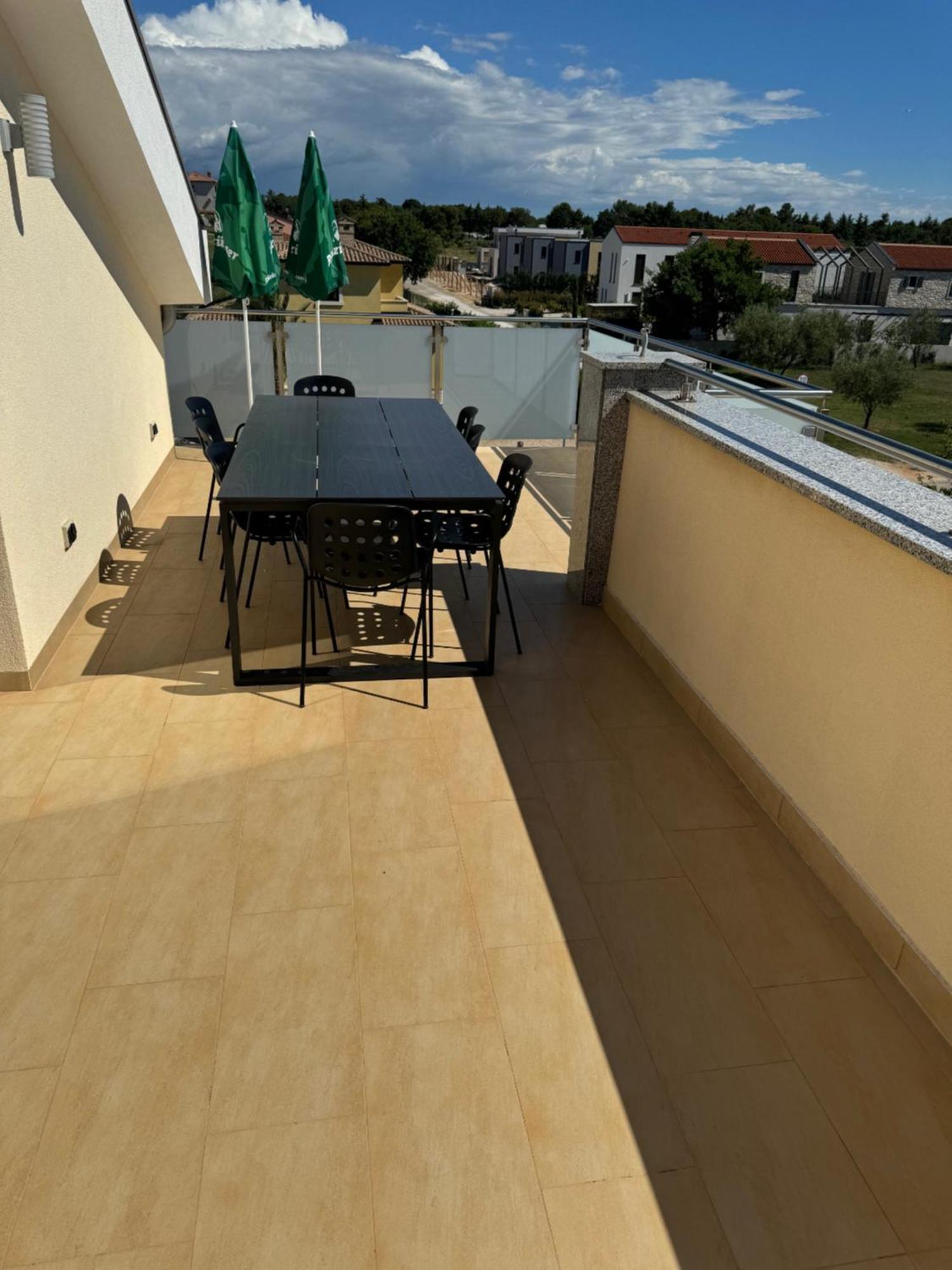 Funtana Appartements An Der 1 Reihe Vom Meer Екстериор снимка