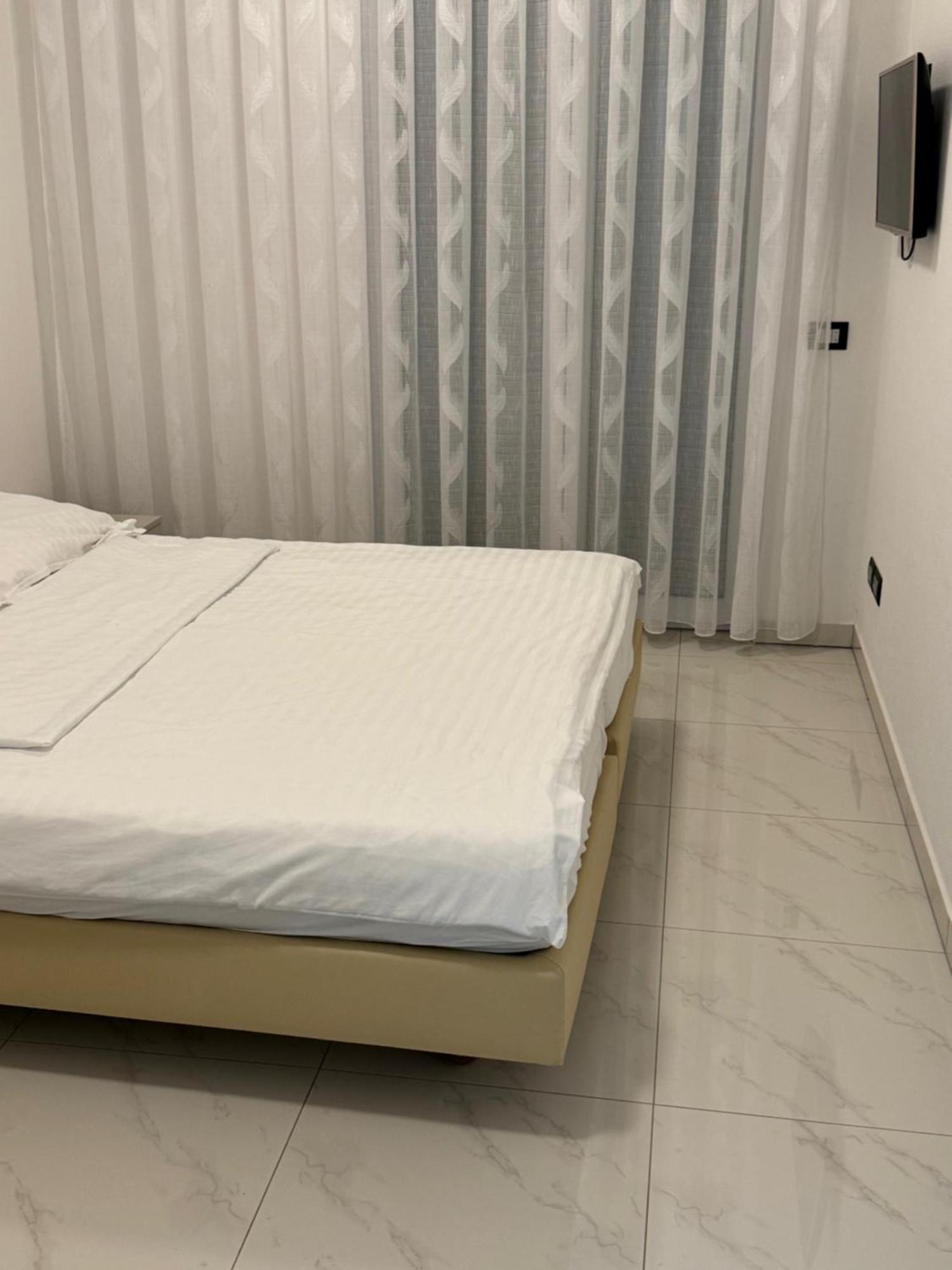 Funtana Appartements An Der 1 Reihe Vom Meer Екстериор снимка